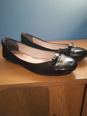 Μπαλαρίνες γυναικείες μεταχειρισμένες μαύρες λουστρίνες και σούετ