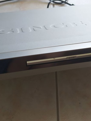 Singer DVD Player