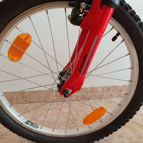 Ideal Strobe 20" children's mountain bike with aluminum frame, red, helmet included