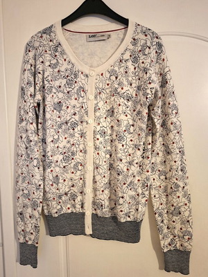 Lee printed cardigan size medium like new