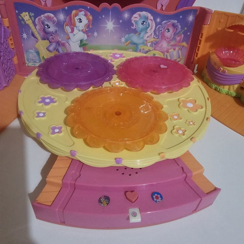 My Little Pony G3 Twirling Dance Studio playset used