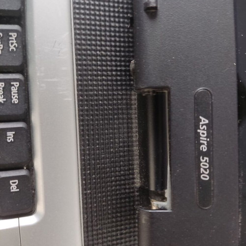 Acer Aspire 5024 laptop used with power adapter and Windows XP