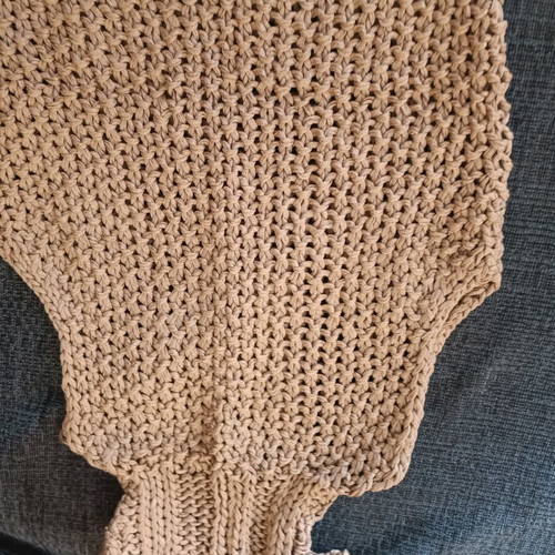 BSB Summer Knit Sleeveless Like New Size Medium Beige