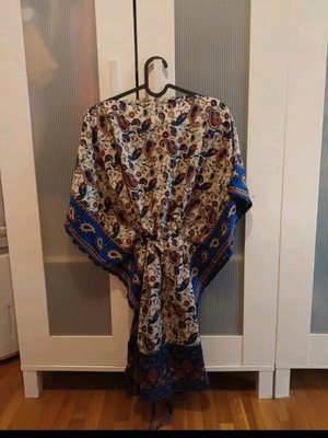 Kaftani summer short like new, multicolored
