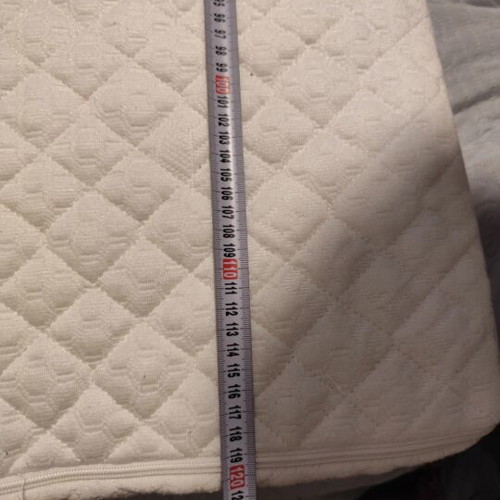 Baby crib mattress, very good condition