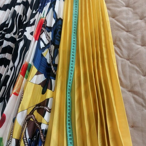 Pleated skirt like new, multicolor, size S/XS