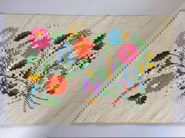 Vintage hand embroidered Hungarian Natural Light  55 cm/40 cm