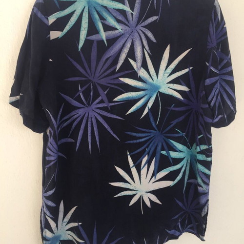 Vintage Hawaiian Shirt L with Tropical Leaf Pattern, Like New