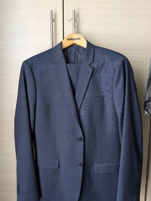 Костюм Mango Man Super Slim Fit като нов, тъмносин с каре