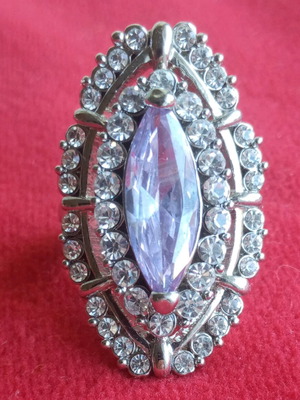 Vintage ring with amethyst and zircon stones like new