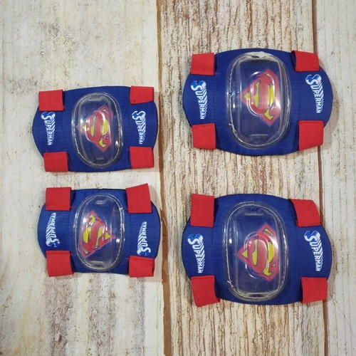 Superman wrist and knee pads set like new