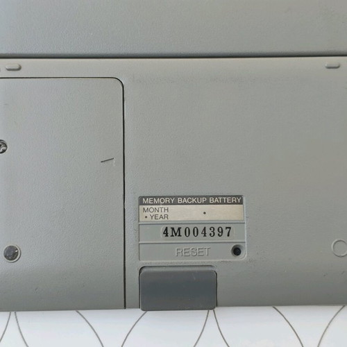 Sharp ZQ-3250 electronic organizer used, defective