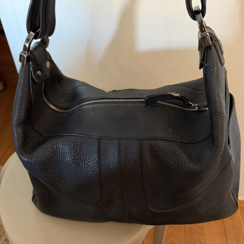 Tod’s black pebbled leather shoulder bag used