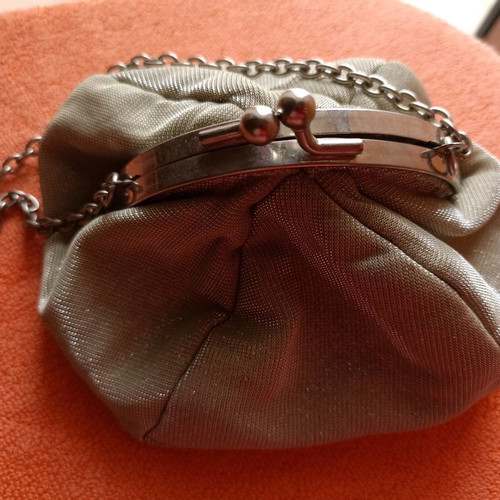 Wallet bag used, shiny with detachable chain