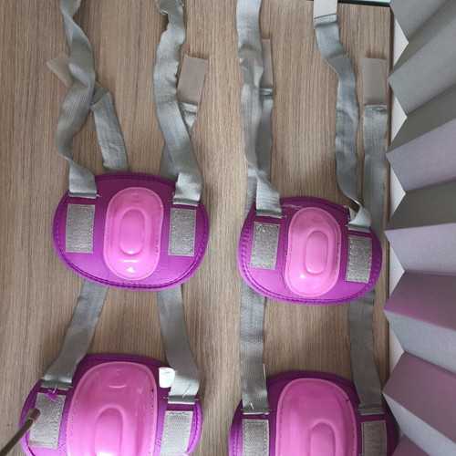Protective Knee Pads and Elbow Pads set fuchsia, like new, 4 pcs