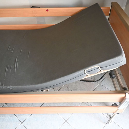 Alfacare hospital electric bed used, adjustable with mattress