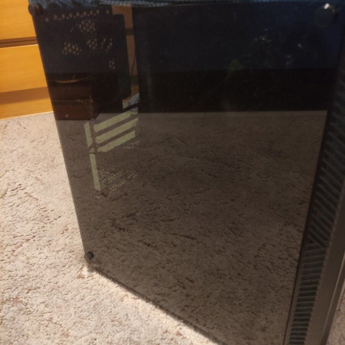 Pc case with 4 RGB fans like new