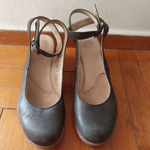 Dr. Martens Dolores sandals used, vintage, green leather, size 38