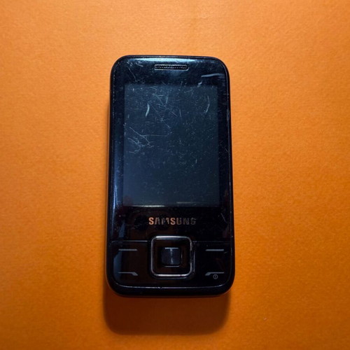 Samsung GT-E2600 phone used for spare parts without charger and battery