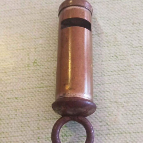 Metropolitan type brass whistle vintage like new, police style