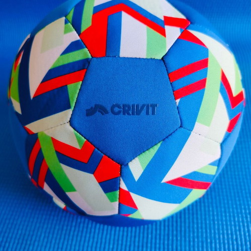 Μπάλα νεοπρενίου Crivit μέγεθος 5, 66 cm, πολύχρωμη, καινούργια