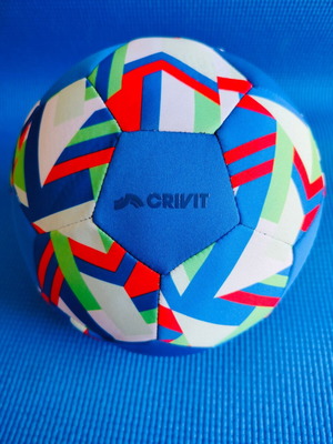 Μπάλα νεοπρενίου Crivit μέγεθος 5, 66 cm, πολύχρωμη, καινούργια