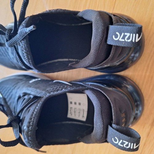 Nike Air Max 270 kids shoes like new, black and white, size 40