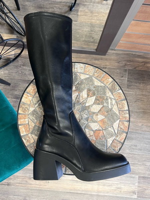 High boot PAREX