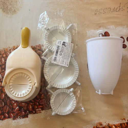 Kitchen tool set for pies and donuts, new