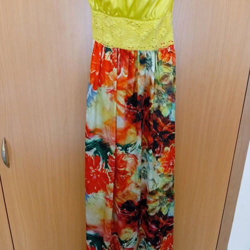 Maxi satin dress yellow floral like new, size M-L