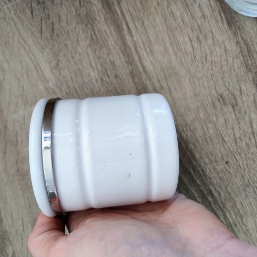 Metal container with airtight lid like new