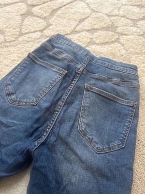 Stradivarius high-waisted shorts bermuda blue like new, size XS