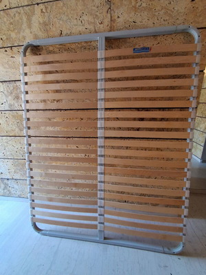 Mattress Support Frame like new, dimensions 1.96×1.56