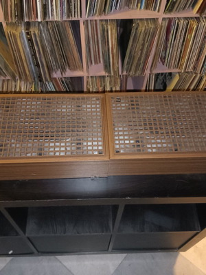 Dual CL 200 speakers pair used