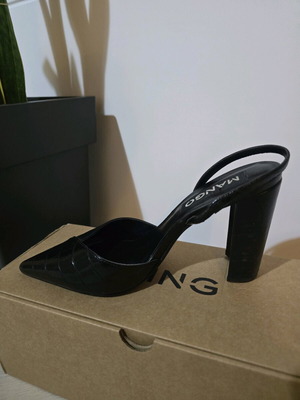 Black leather high heels mango