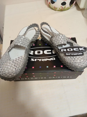 Rock Spring sandals new, size 38, gray silver