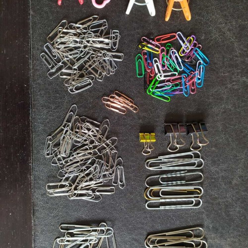 Paper clips like new