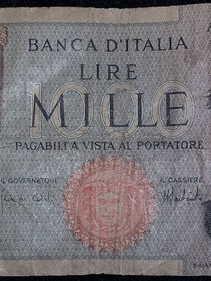Foreign banknotes used, package all together
