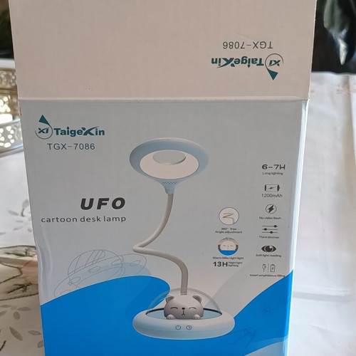 TaigeXin UFO Cartoon LED Desk Lamp USB rechargeable