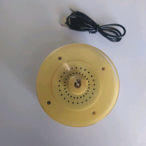 Bluetooth waterproof speaker yellow with detachable suction cup and charging cable