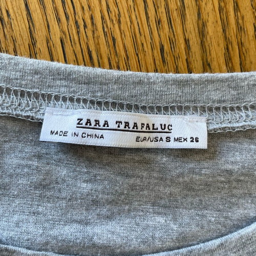 Zara T-shirt with sequins like new, gray and silver, size S