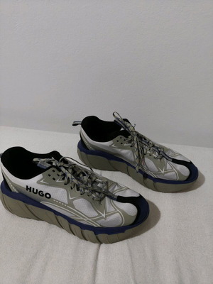 HUGO sneakers size 44 like new, gray