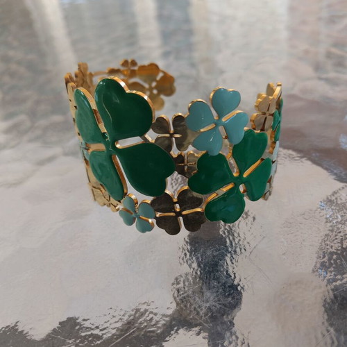 Steel Bracelet Cuff with Green Four-Leaf Clovers, New