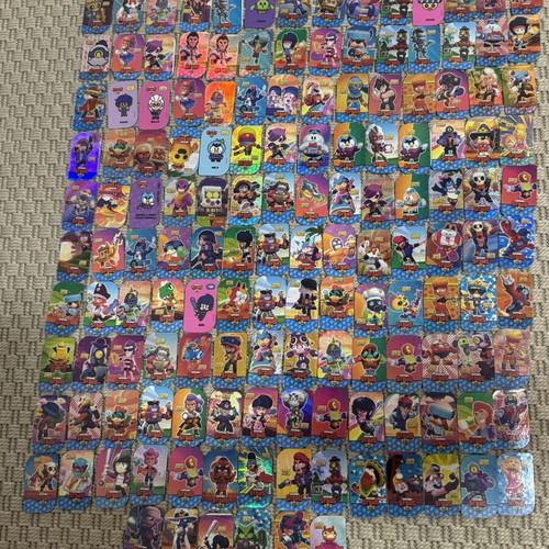 Brawl Stars collection of 156 pins, magnets and album gift