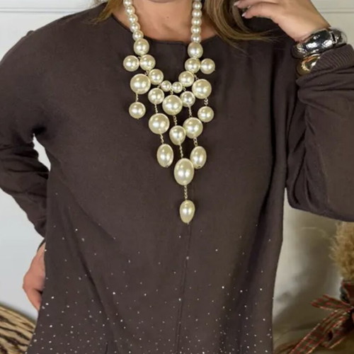 Necklace new, white