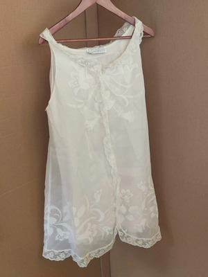 Vintage Lord Taylor '60 nightgown like new, size L, white