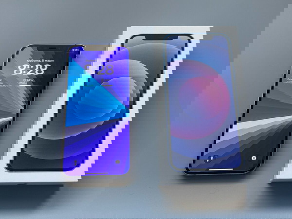 Iphone 12 /64gb/ 88% Батерия