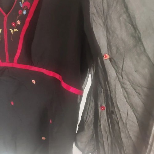 Silkland silk blouse with embroidered flowers, like new, size XL