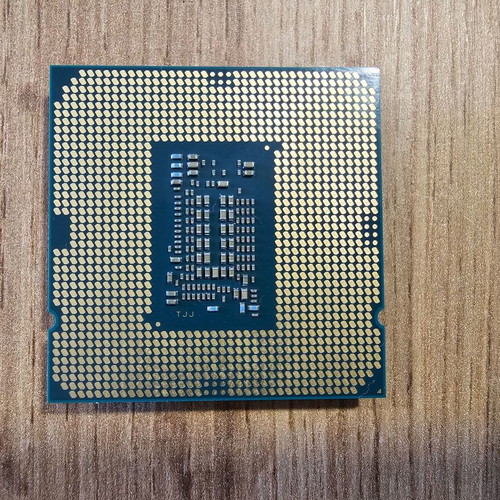 Intel Core i3 10100 CPU used, 4.30GHz, LGA1200 socket
