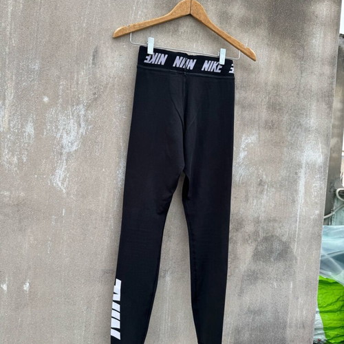 Nike legging used, size S-M, black and white